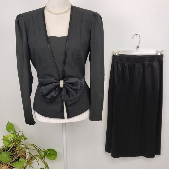 Vintage Dresses & Skirts - VINTAGE Formal Dress/Skirt Suit EUC Blk 5/6-8